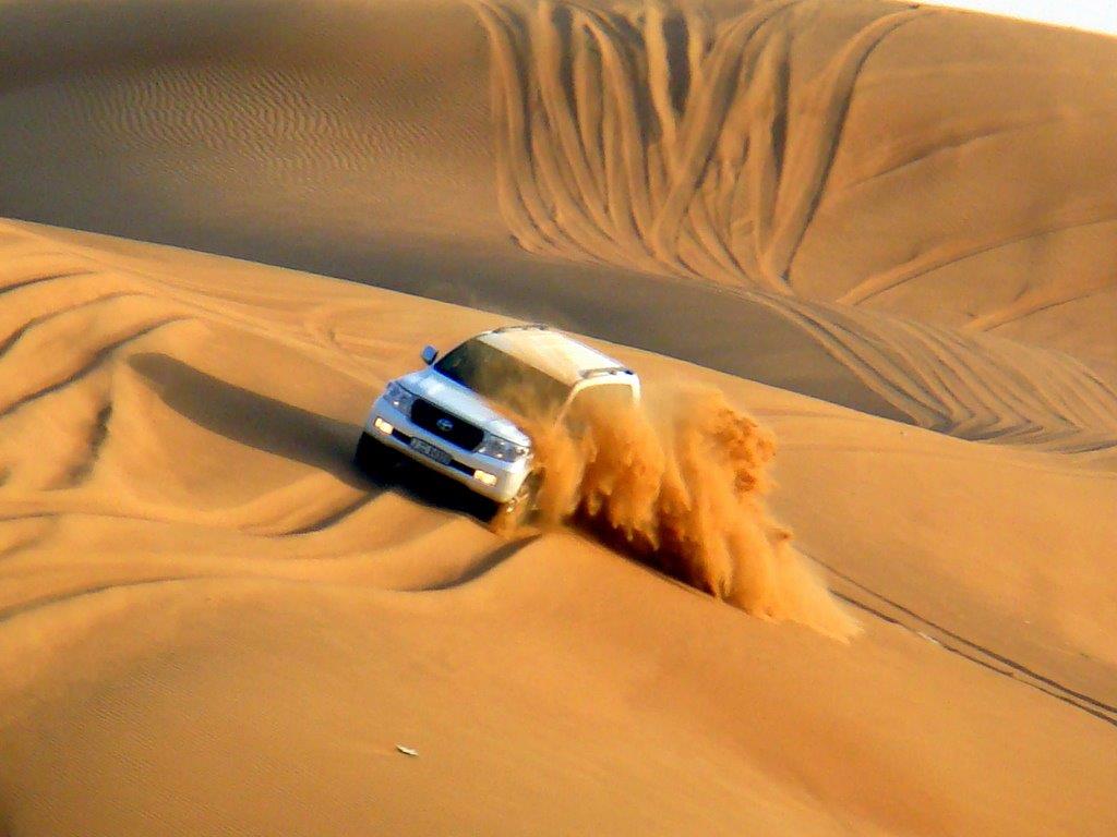 Hummer-Deserts Safari Dubai