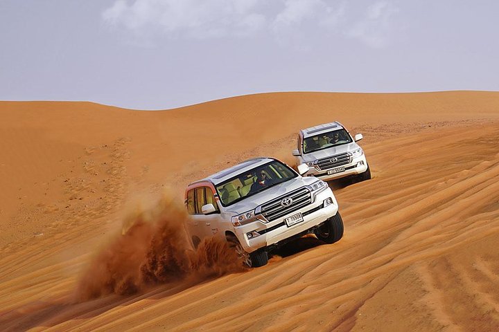 Trusted Dubai desert safari company offering luxury tours and premium dune bashing experiences
